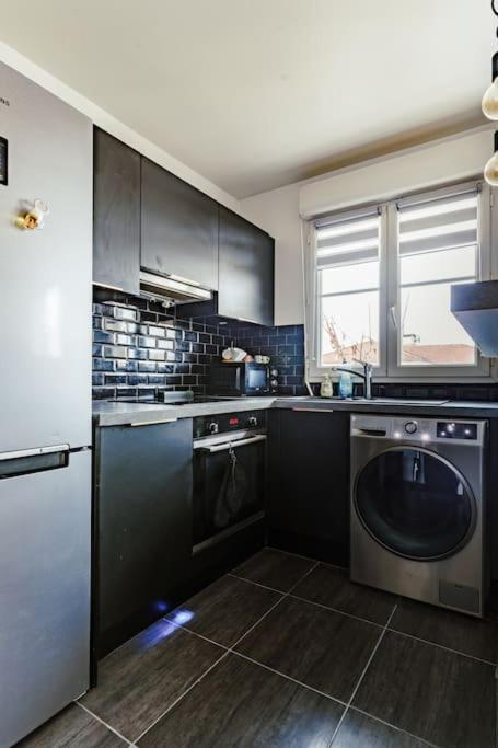 Appartement Confortable Proche Disneyland Paris Bussy-Saint-Georges Bagian luar foto