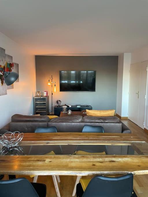 Appartement Confortable Proche Disneyland Paris Bussy-Saint-Georges Bagian luar foto